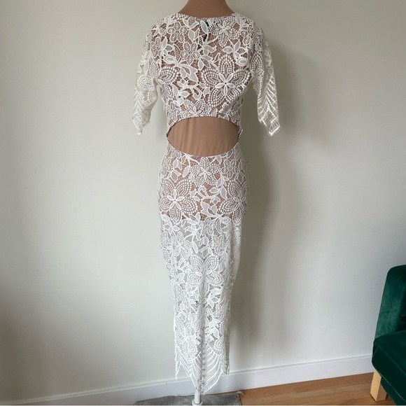 FOR LOVE & LEMONS Luna Lace Sheet Open Back White Maxi Dress NWOT Size X-Small - Picture 7 of 12